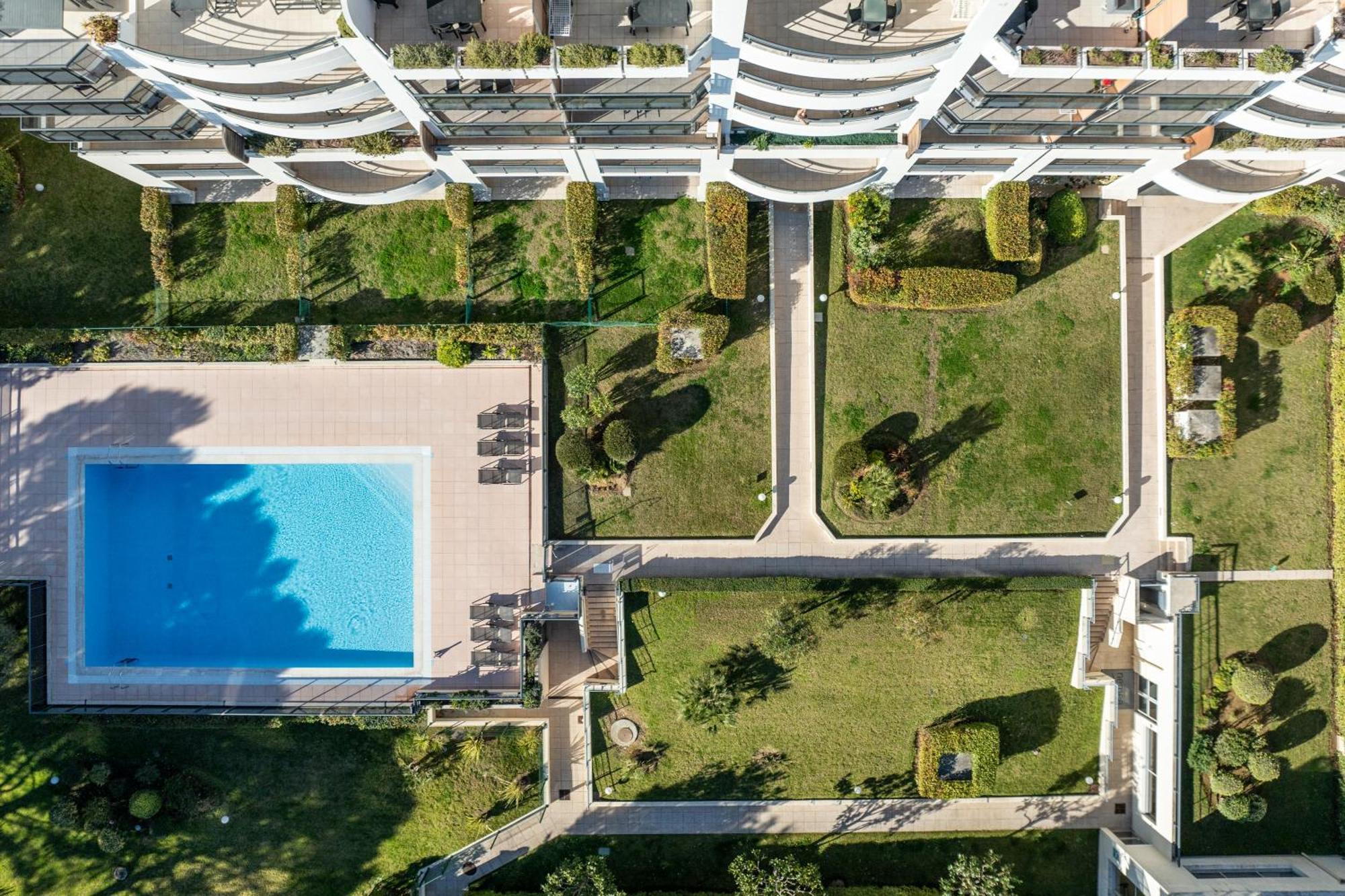 Nemea Appart Hotel Le Lido Cagnes Sur Mer Exterior foto